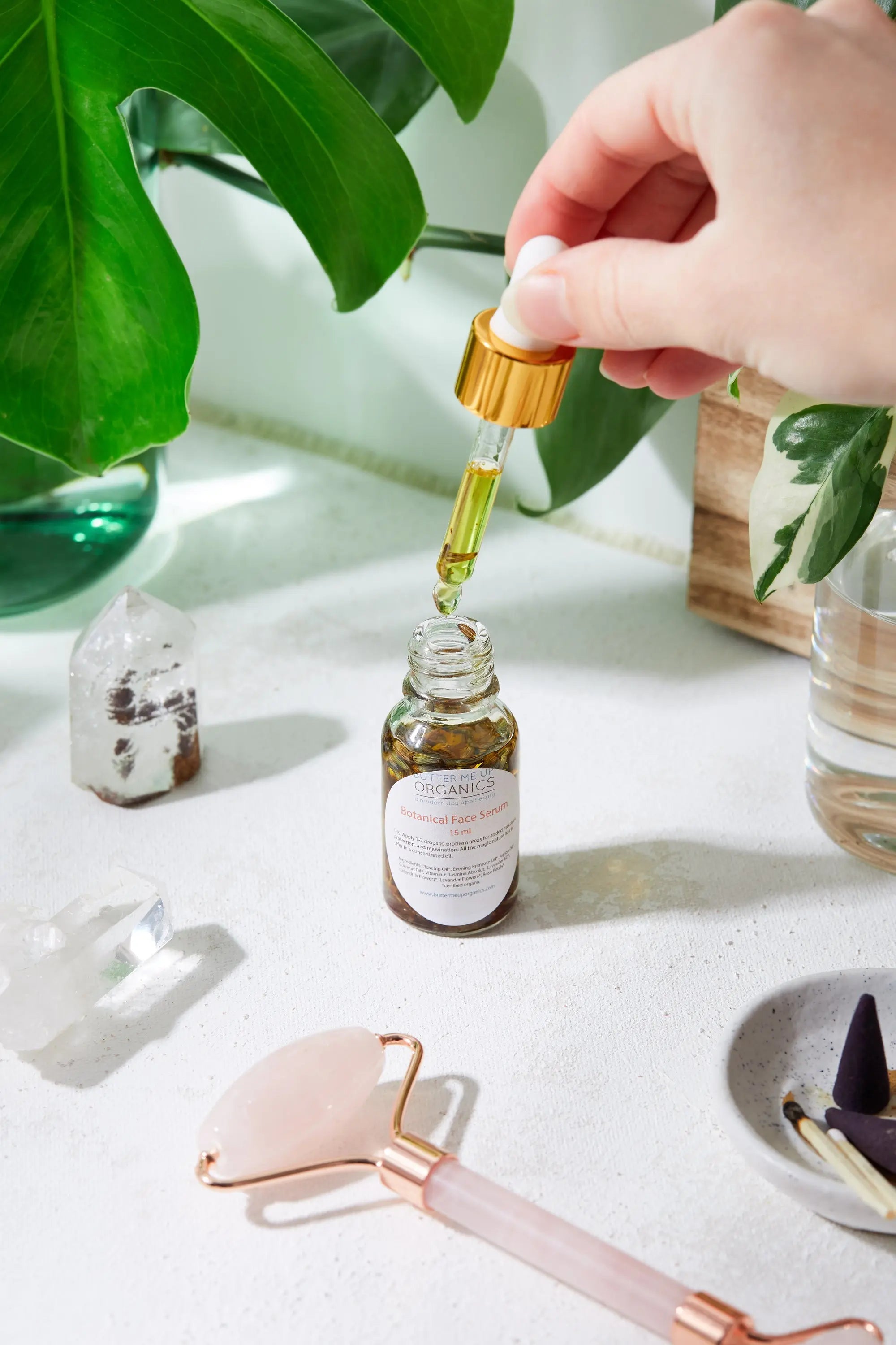 Anti-Aging Youth Facial Serum White Smokey