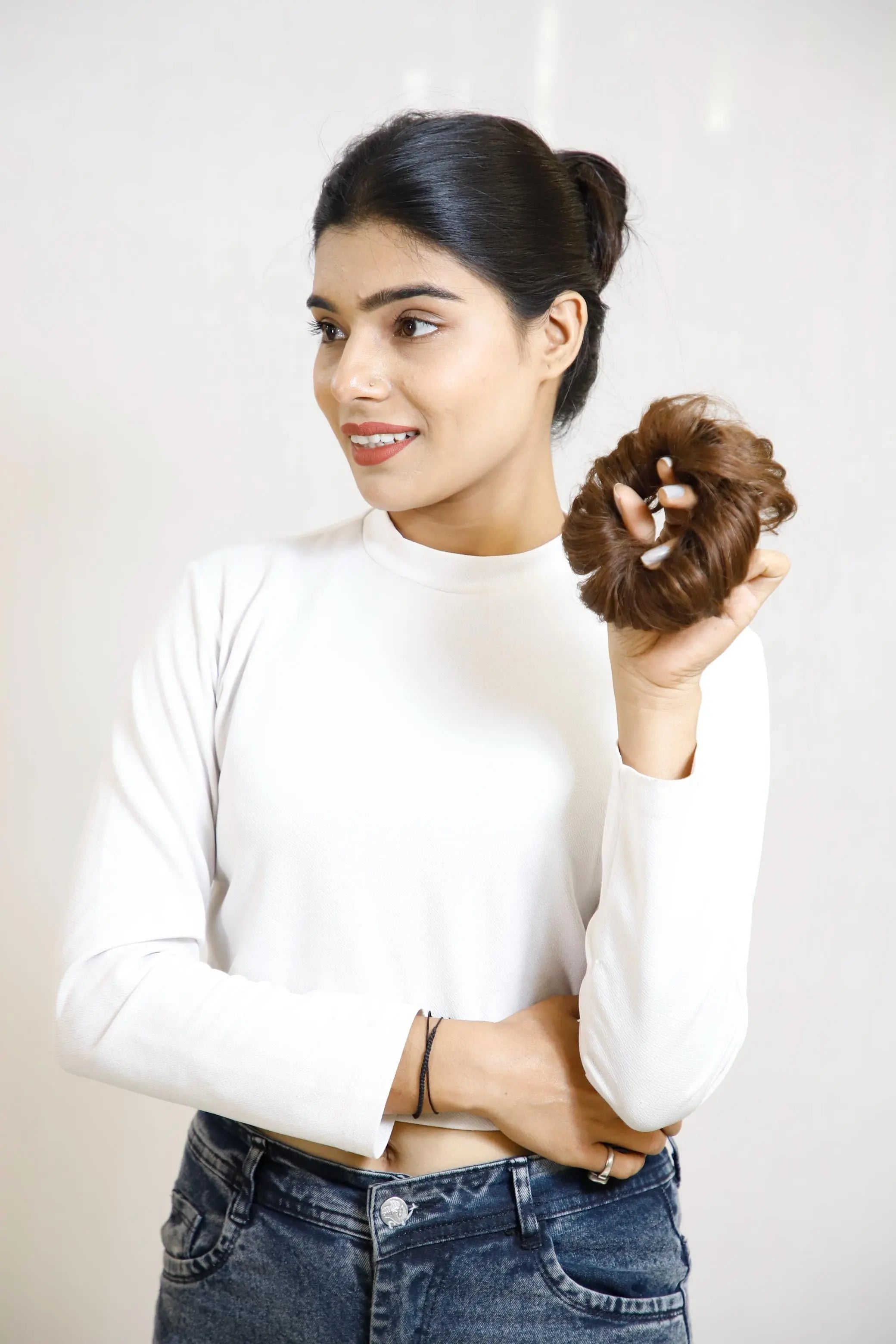 Donut Scrunchie Hair Extension – Real Hair Bun Maker for Instant Volume & Natural Look Hair Extensions Luxe