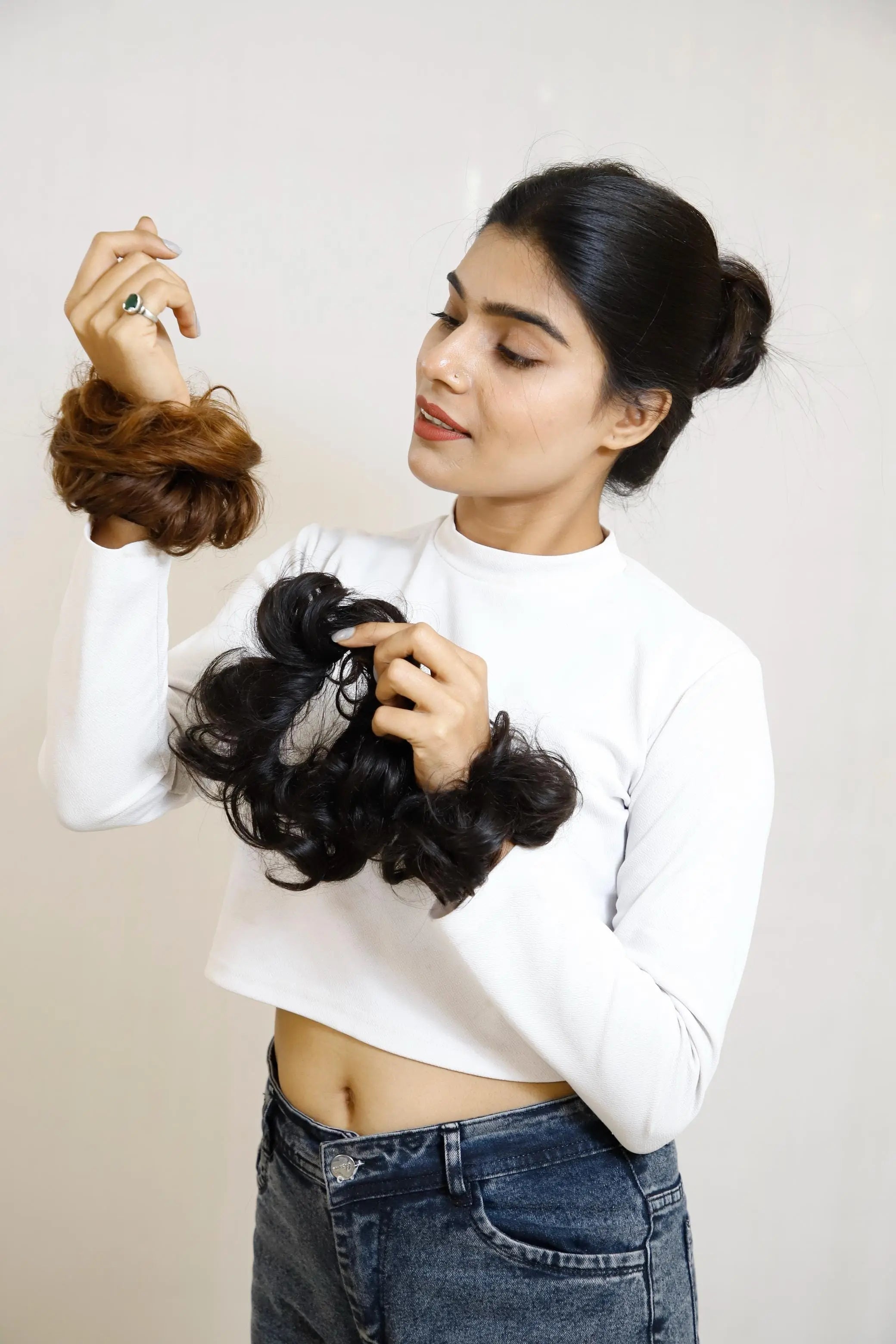 Donut Scrunchie Hair Extension – Real Hair Bun Maker for Instant Volume & Natural Look Hair Extensions Luxe